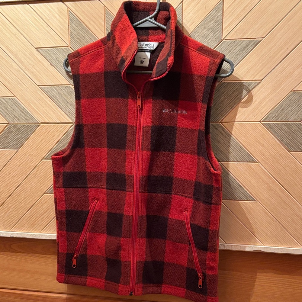 Columbia women’s Buffalo Plaid Fleece Vest